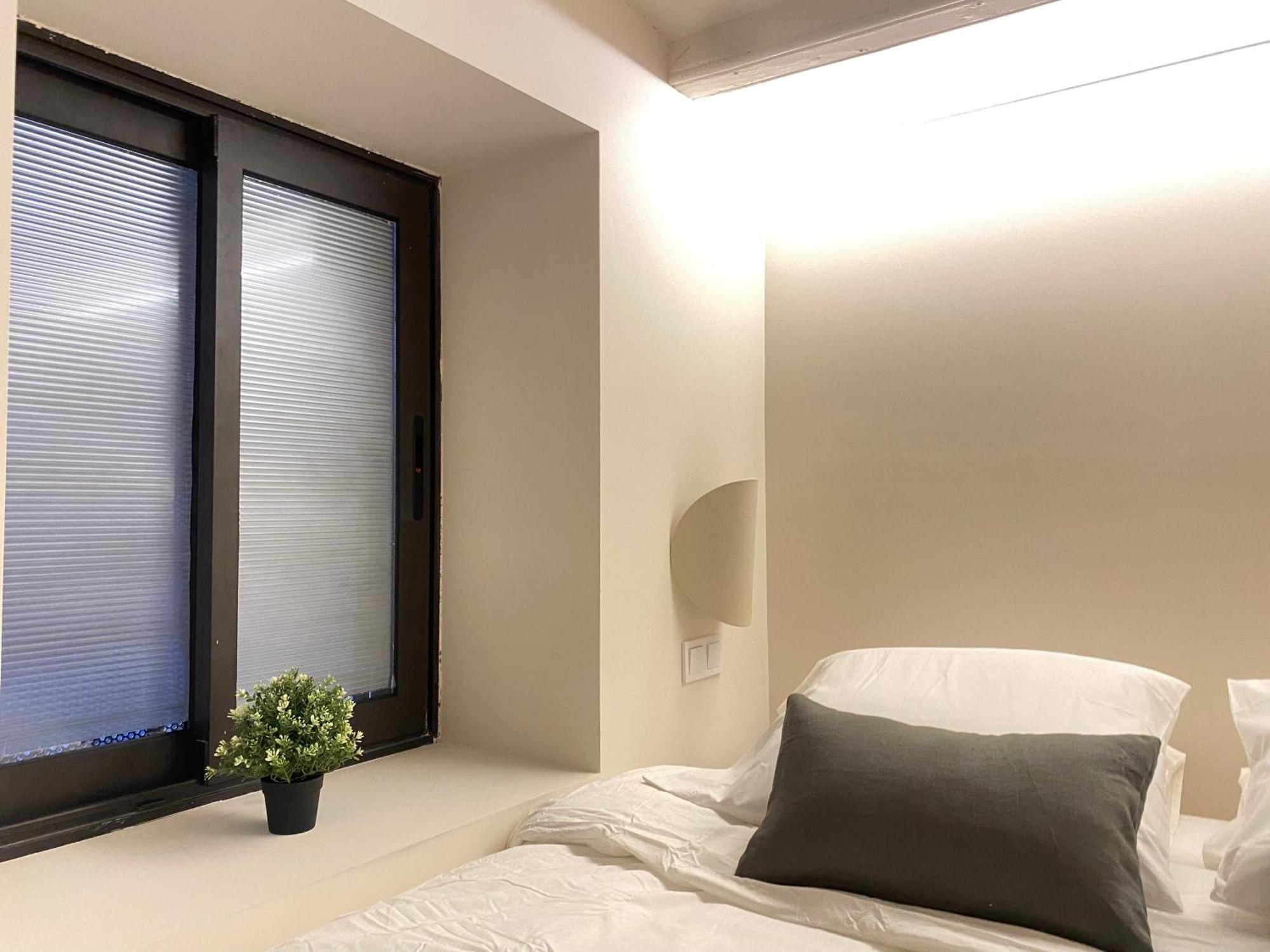 Unique Living Born Apartments & Studios バルセロナ エクステリア 写真